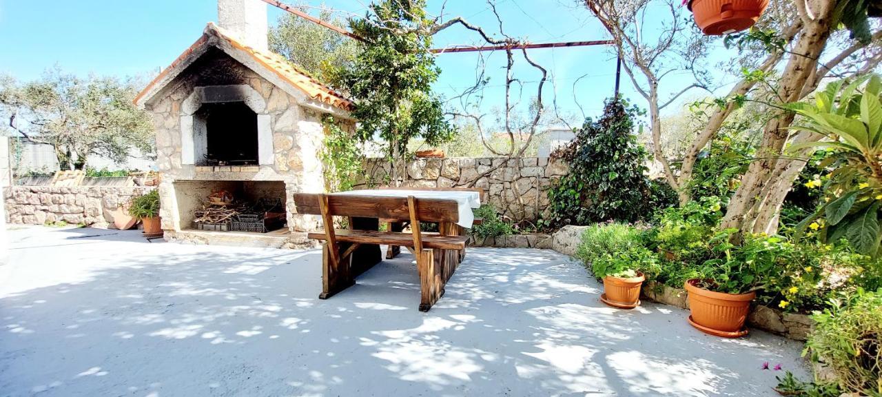 Apartment In Μούρτερ Εξωτερικό φωτογραφία