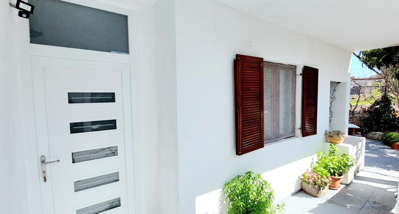 Apartment In Μούρτερ Εξωτερικό φωτογραφία