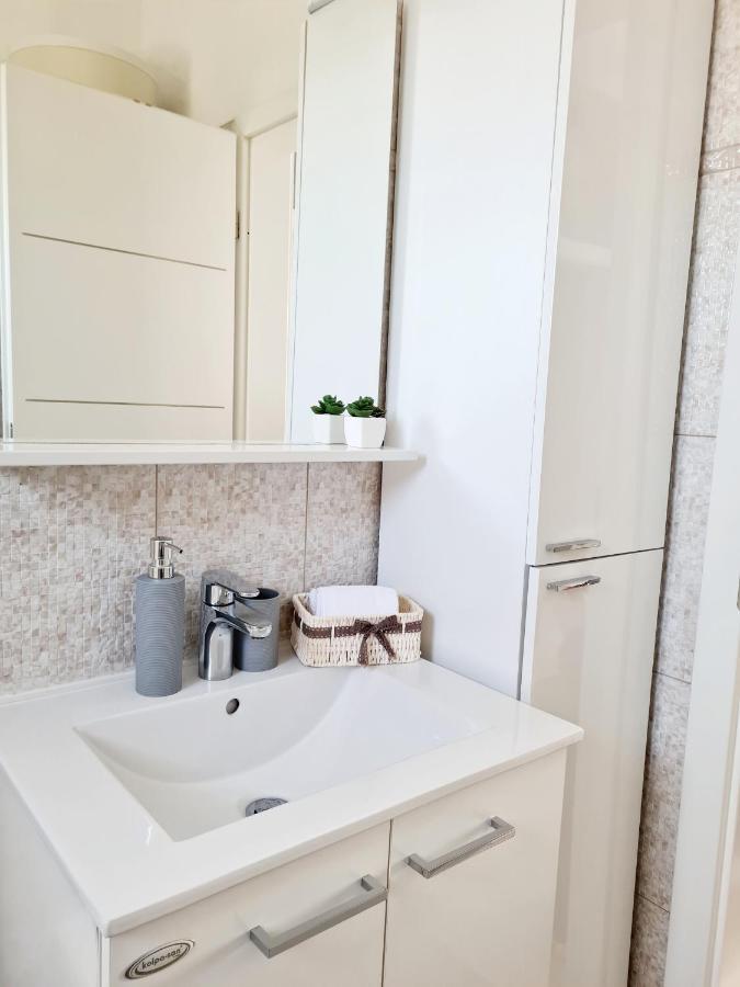 Apartment In Μούρτερ Εξωτερικό φωτογραφία